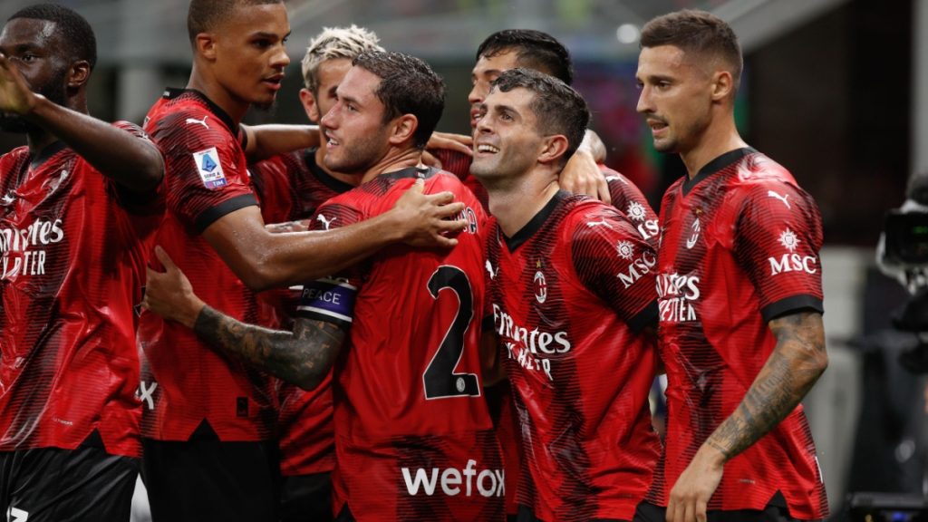 pulisic corner kick goal