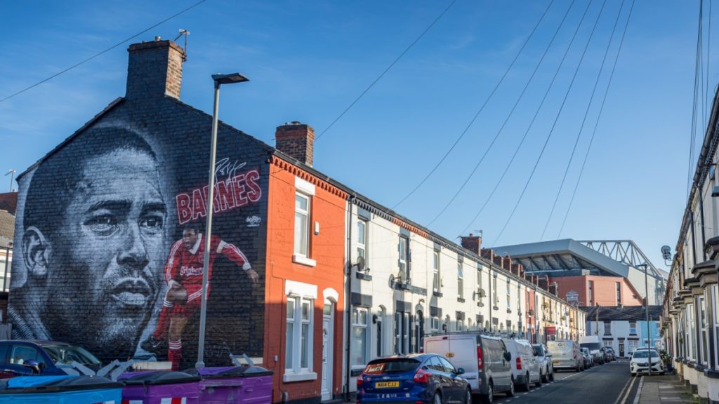 john barnes liverpool