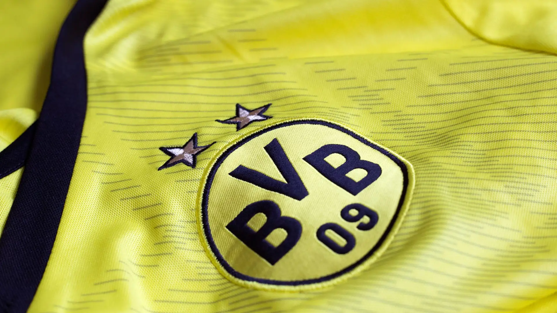 Borussia Dortmund’s new goalkeeper kit turns a Parma memory into modern PUMA design bvb kit