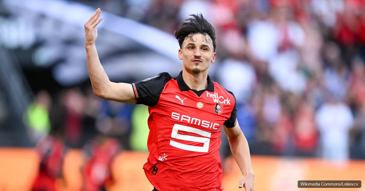 Estéban Lepaul in a Rennes shirt